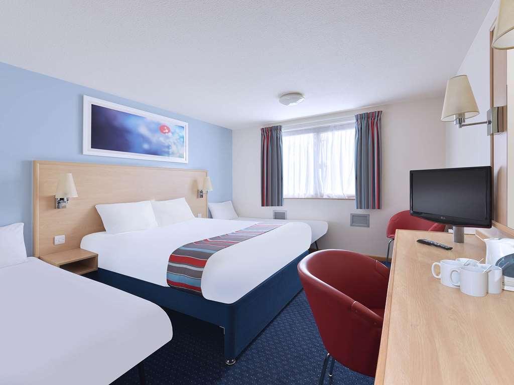 تْشورلي Travelodge Preston Chorley الغرفة الصورة